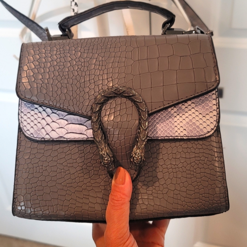 Crossbody flap bag